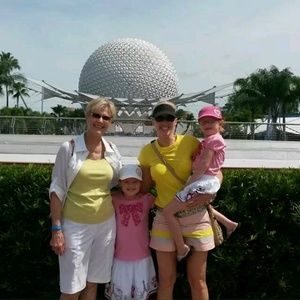 Meet your Posher, Rita